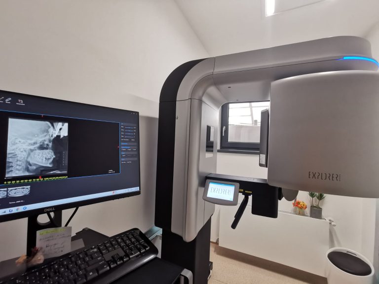 Read more about the article Vanzare produse: sistem complet de imagistică dentară PreXion3D Explorer